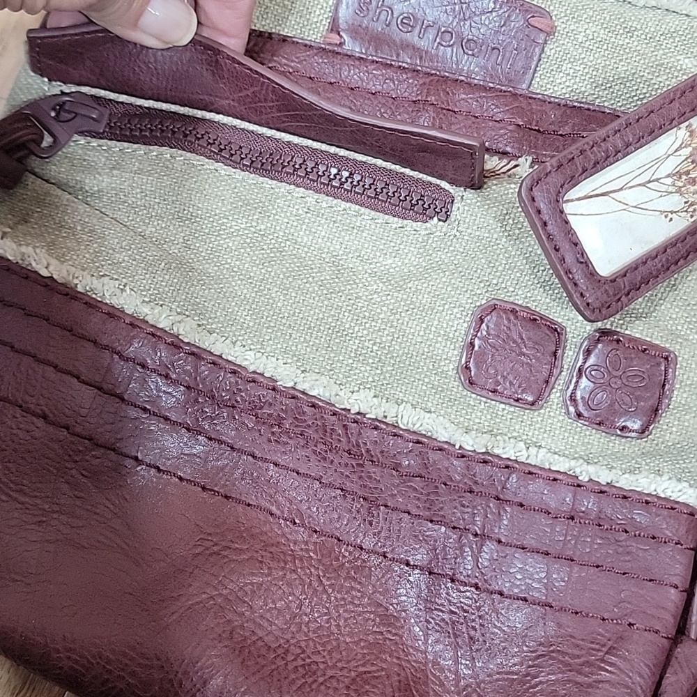 Sherpani Luna Crossbody Bag - Picture 12 of 16